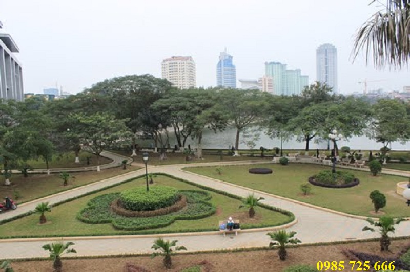 Công viên Indira Gandhi cạnh dự án Chung cư Oriental Plaza - 16 Láng Hạ - Ba Đình
