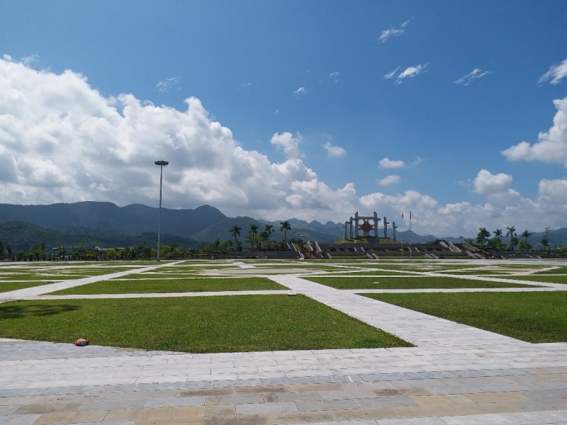 Quảng trường trung tâm gần dự án Khu dân cư Bắc Trần Hưng Đạo SUDICO