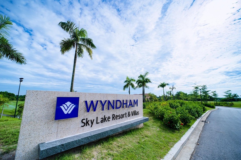 Hình ản thực tế 2 dự án Wyndham Sky Lake Chương Mỹ Resort