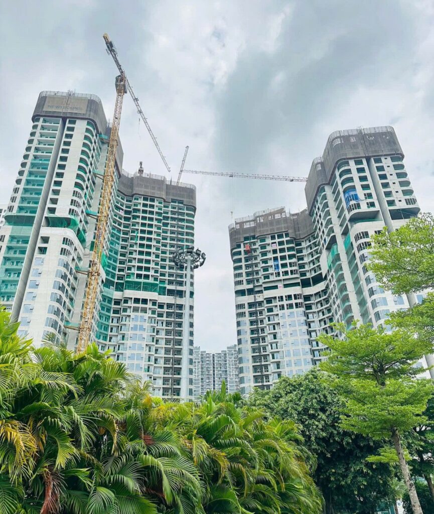 Ảnh thực tế tiến độ Lumiere Evergreen Vinhomes Smart City tháng 5/2025